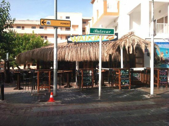 Waikiki Bar