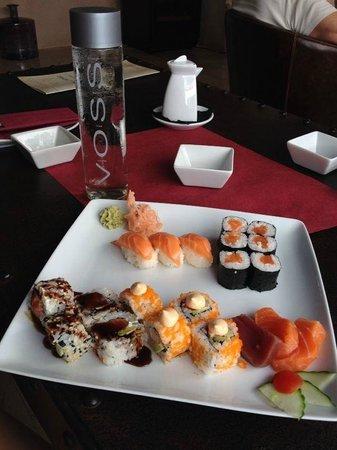 LLum de Sal Sushi