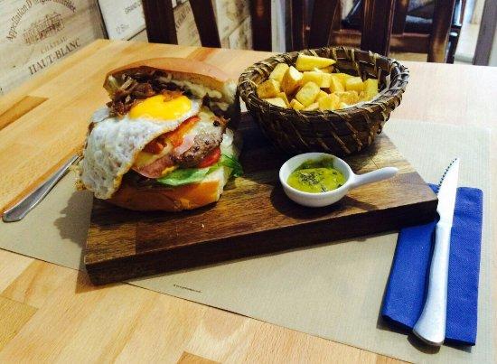 Canbalache Restobar