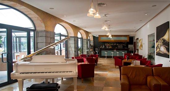 Can Blau Restaurant