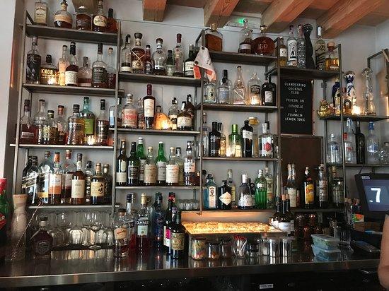 Clandestino Cocktail Club