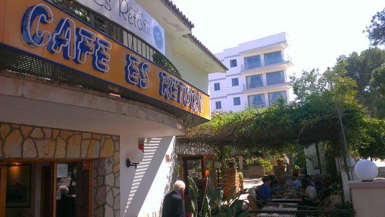 Cafe Es Retorn