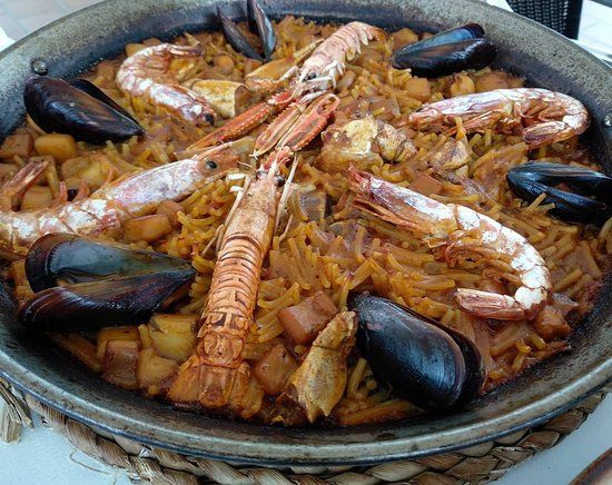 El Faro Restaurant